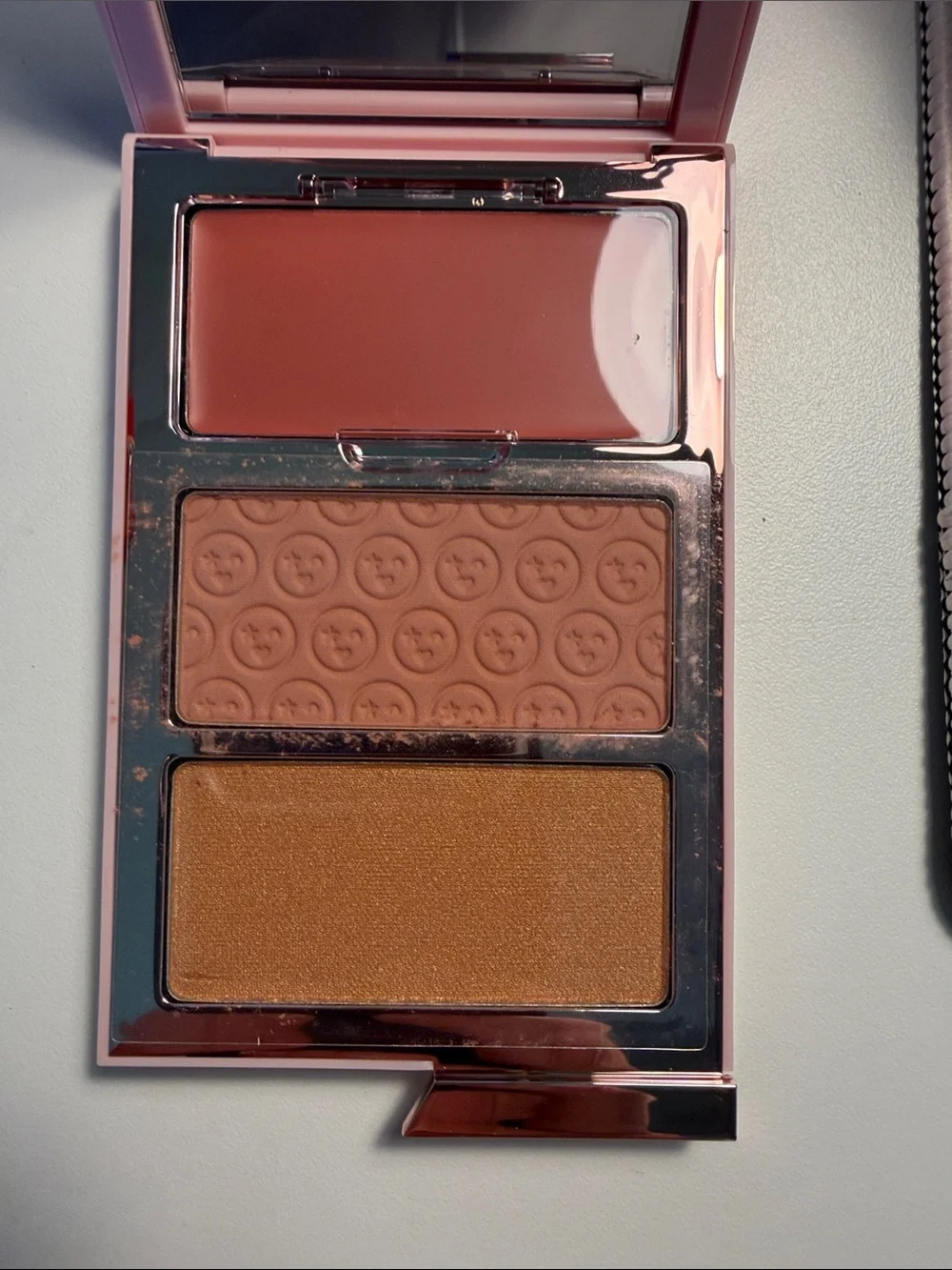 ONE/SIZE Cheek Clapper 3D Blush Trio - Red Packaging